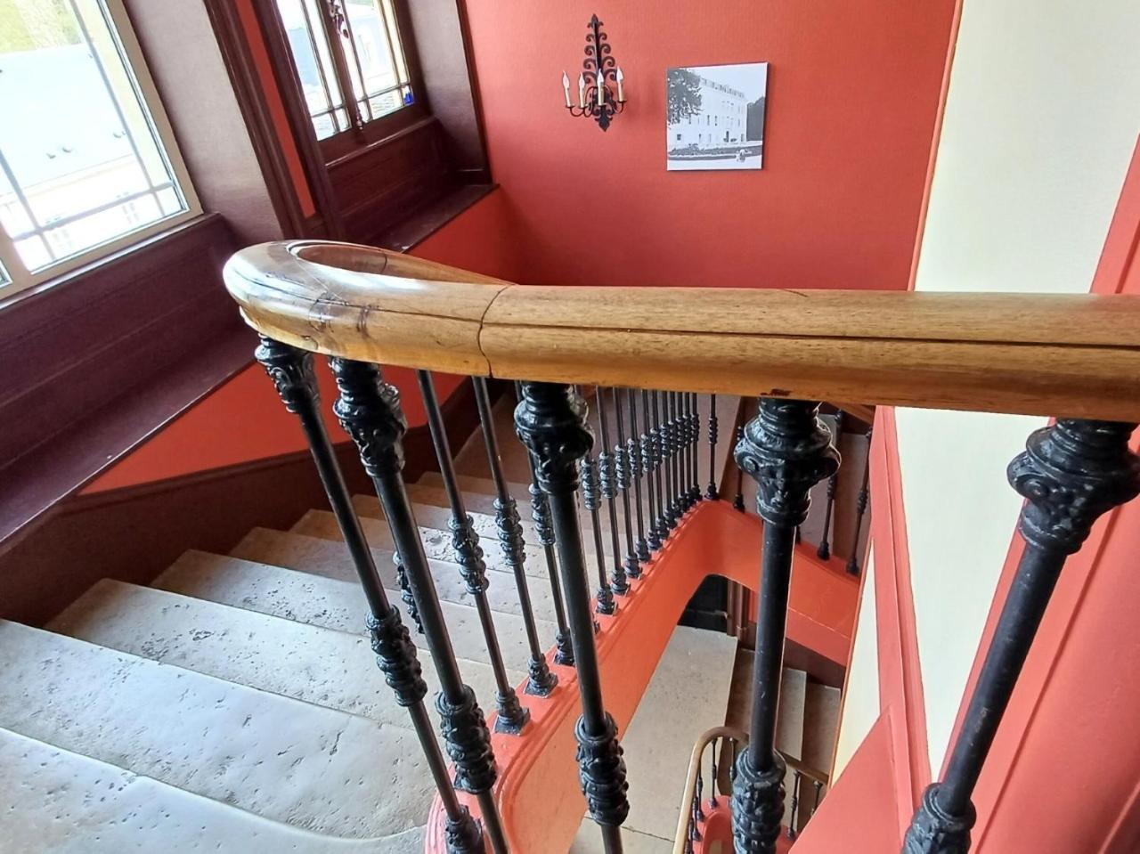 Grand Hotel De Bourbon-Lancy - Spa Et Restaurant - Logis Zewnętrze zdjęcie
