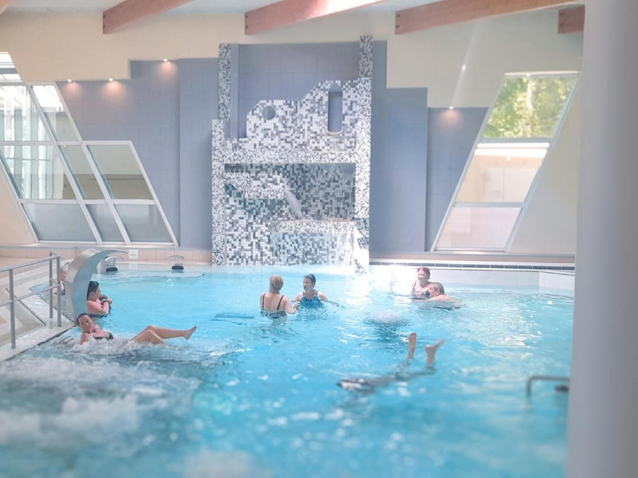 Grand Hotel De Bourbon-Lancy - Spa Et Restaurant - Logis Zewnętrze zdjęcie