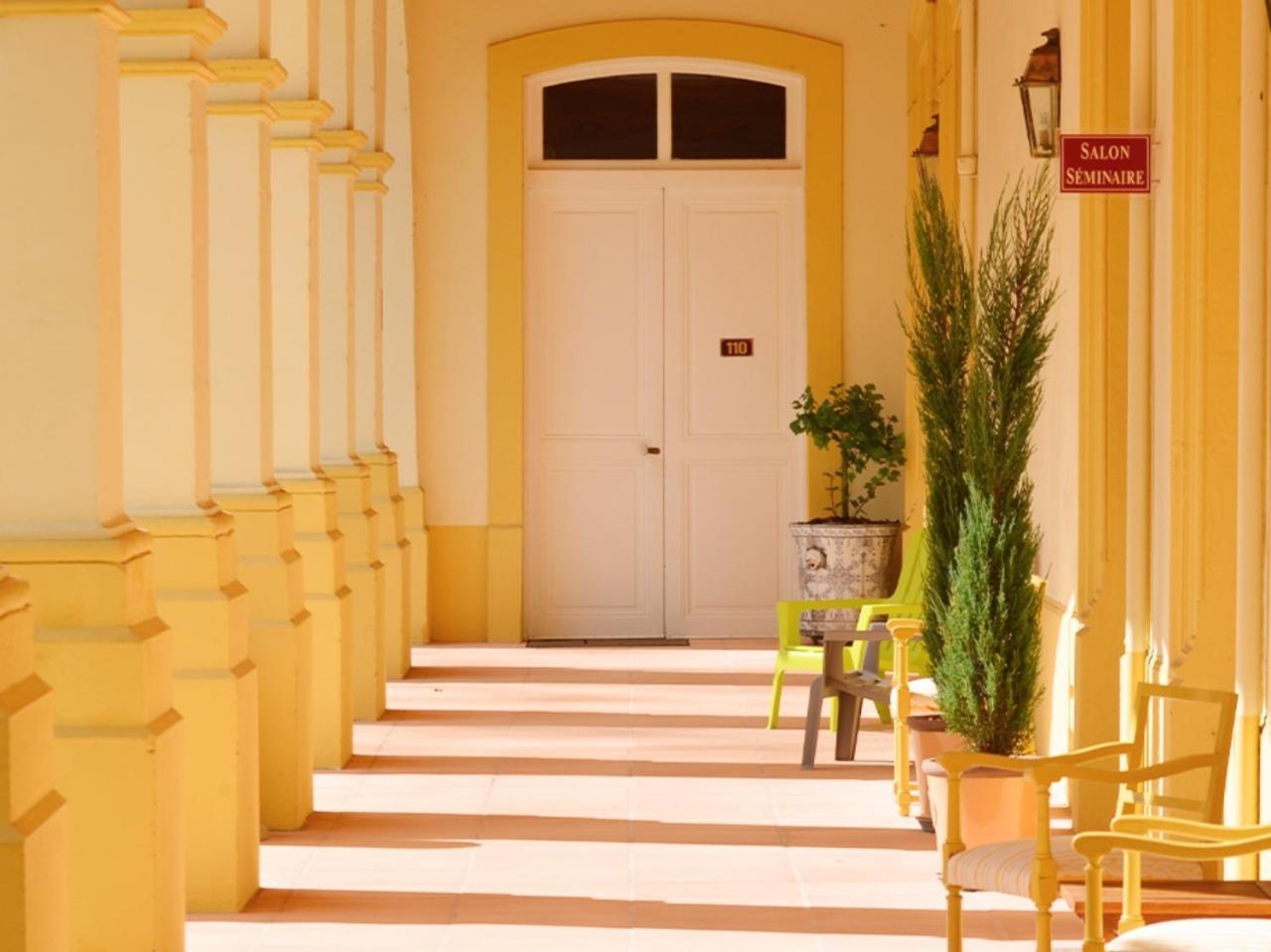 Grand Hotel De Bourbon-Lancy - Spa Et Restaurant - Logis Zewnętrze zdjęcie