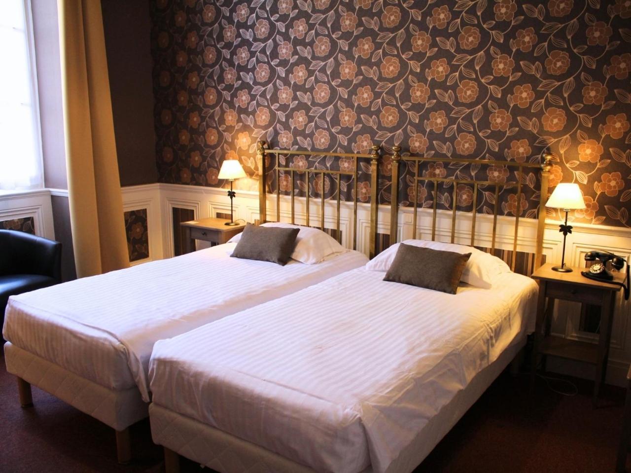 Grand Hotel De Bourbon-Lancy - Spa Et Restaurant - Logis Zewnętrze zdjęcie