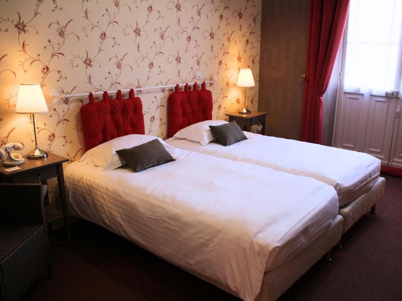 Grand Hotel De Bourbon-Lancy - Spa Et Restaurant - Logis Zewnętrze zdjęcie