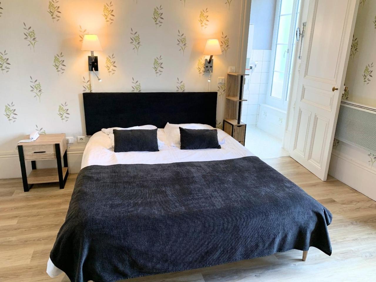 Grand Hotel De Bourbon-Lancy - Spa Et Restaurant - Logis Zewnętrze zdjęcie